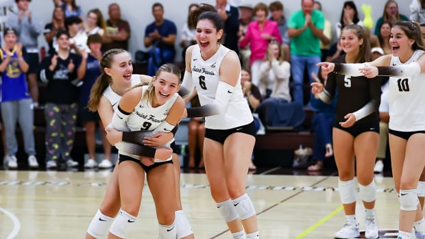 Saint Francis 3, Mitty 1 girls volleyball by Jim Malone 9-27-23092720232